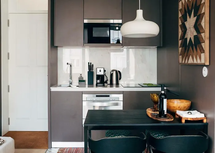 Διαμέρισμα Homeintown Camoes - Modern And Quiet - Ac & Fast Wifi Near Trindade Metro Station Πόρτο