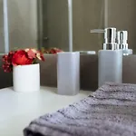Homeintown Camões - Modern&quiet - Ac&fast Wifi Near Trindade Metro Station * Porto